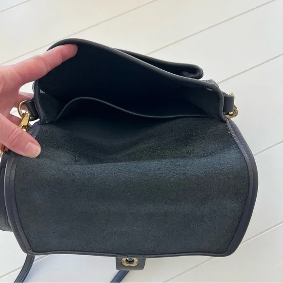 Vintage Coach Leather Bag Crossbody Satchel Purse Turnlock Flap Black 0260-301 - Picture 12 of 17